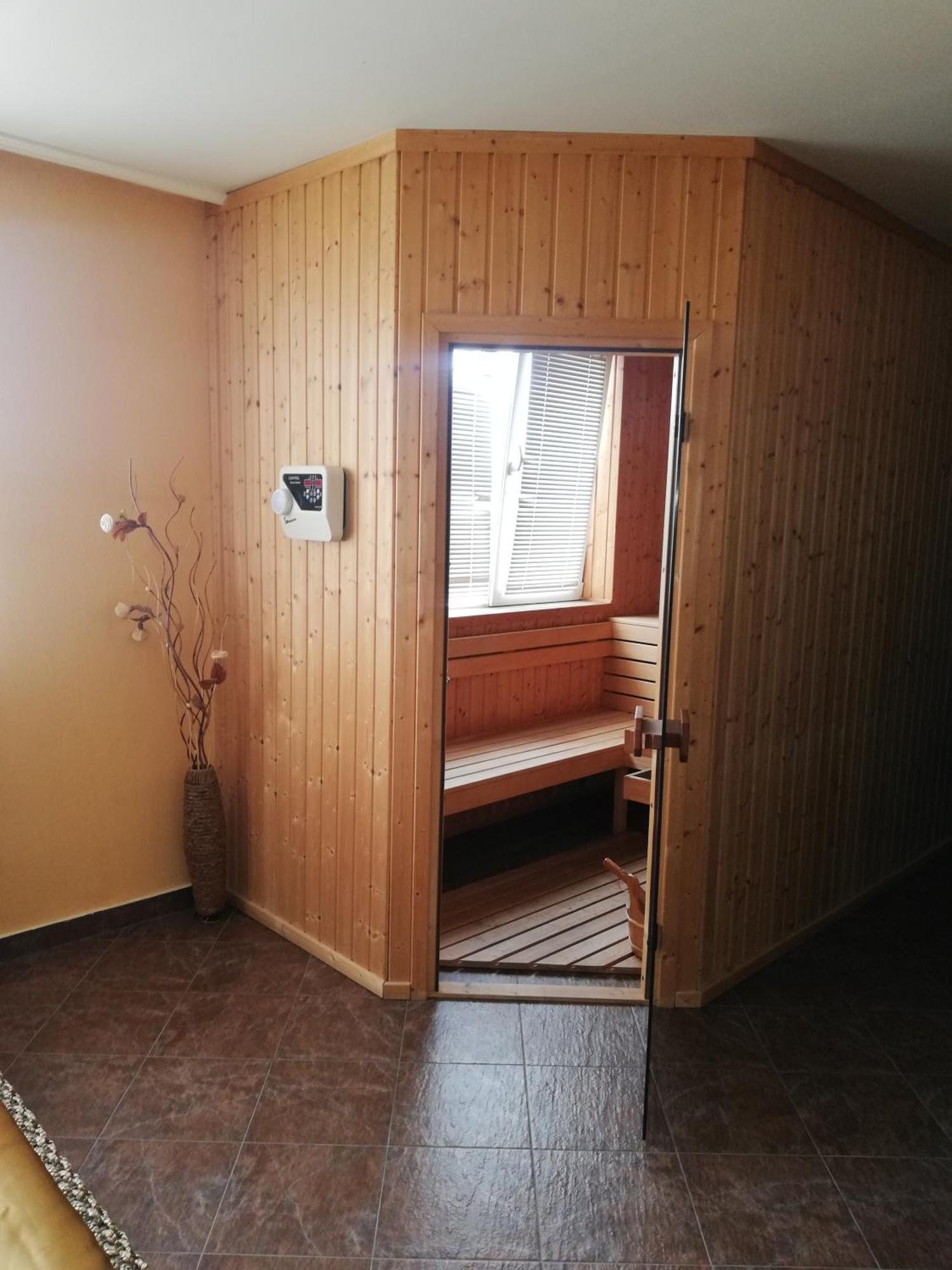 Хотелски Комплекс Родина Mizara Room photo